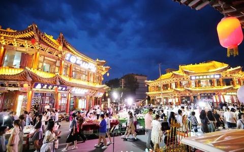 甘州：人潮涌动 夜市火爆